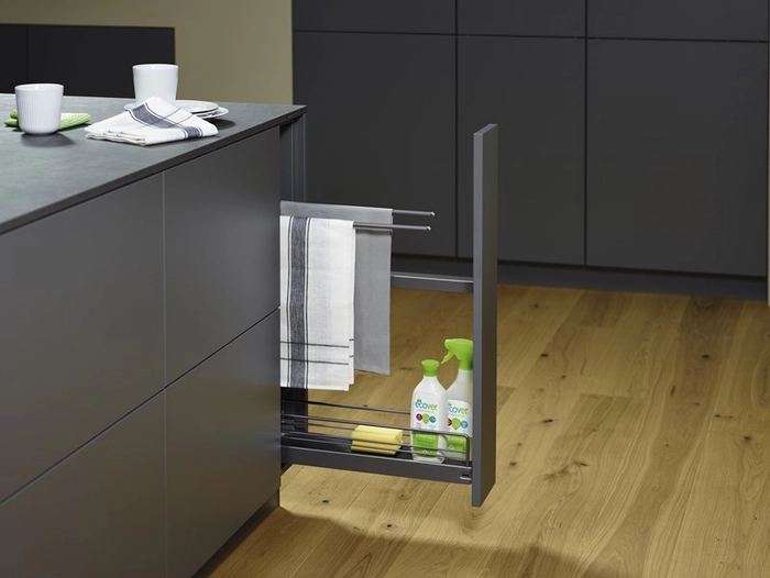 Uttrekk Kesseböhmer 150mm 1 Hylle + Håndkleholder Antrasitt