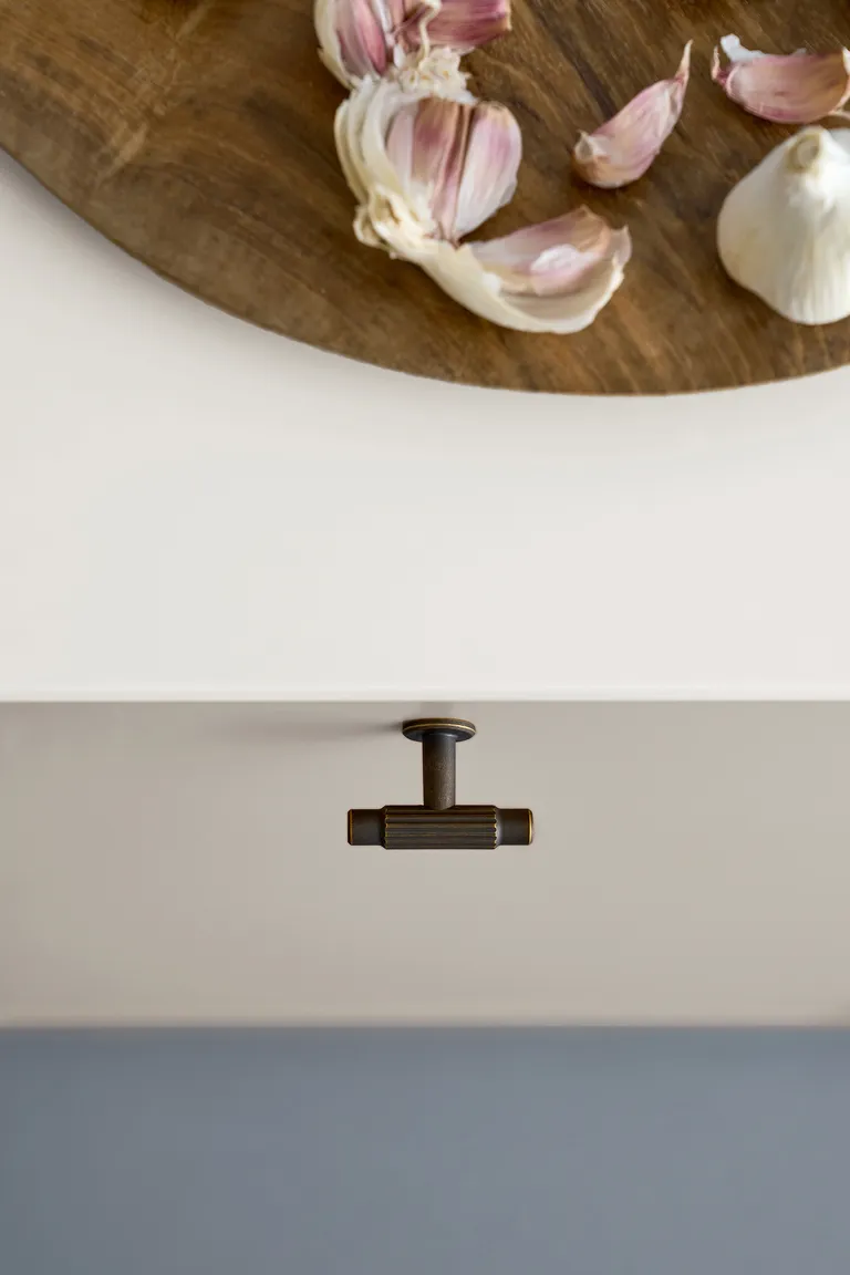 Knott 5530 Furnipart Villa T L50mm - Flere Farger