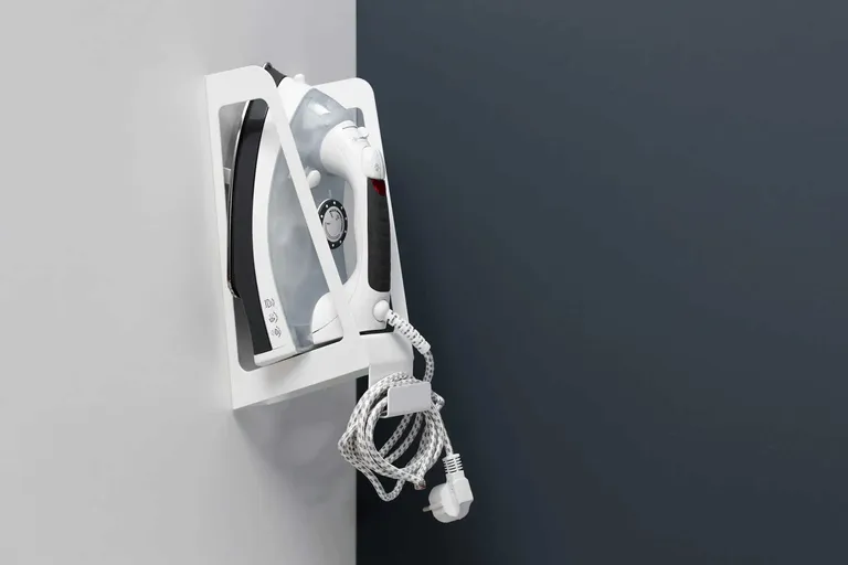 Strykejernholder Pelly Til Vegg Hvit