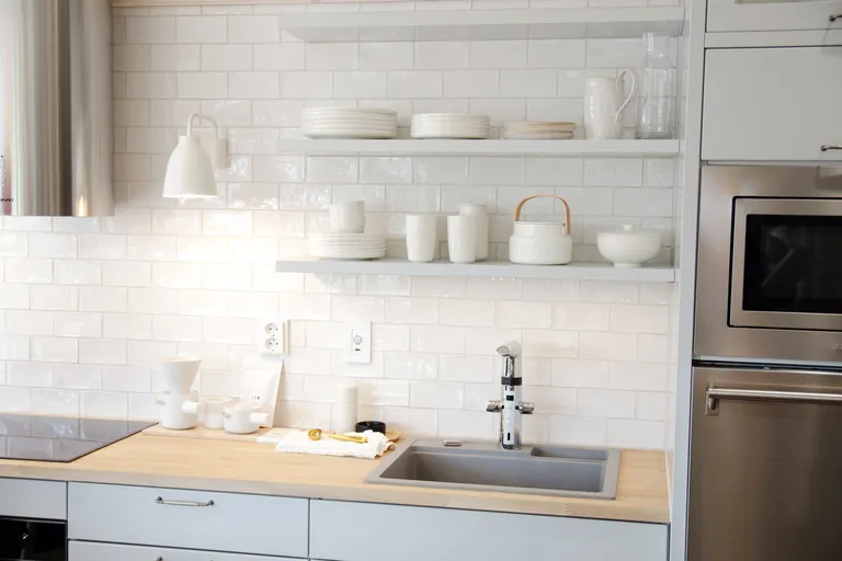 Komposittvask Stala Combo 1 Kum Toppmontert  Grå 