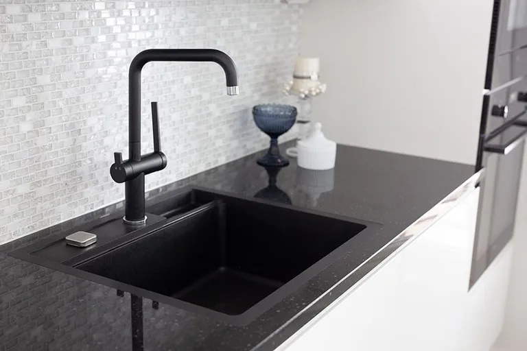 Komposittvask Stala Combo 1 Kum Plan & Underlim Sort