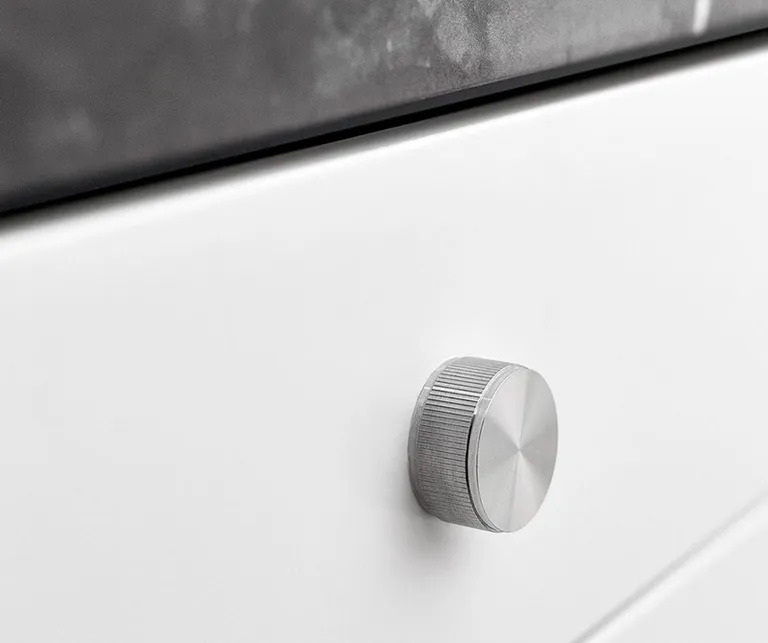 Knott 2410 Furnipart Linear Silkeslipt Ø47mm Matt Nikkel