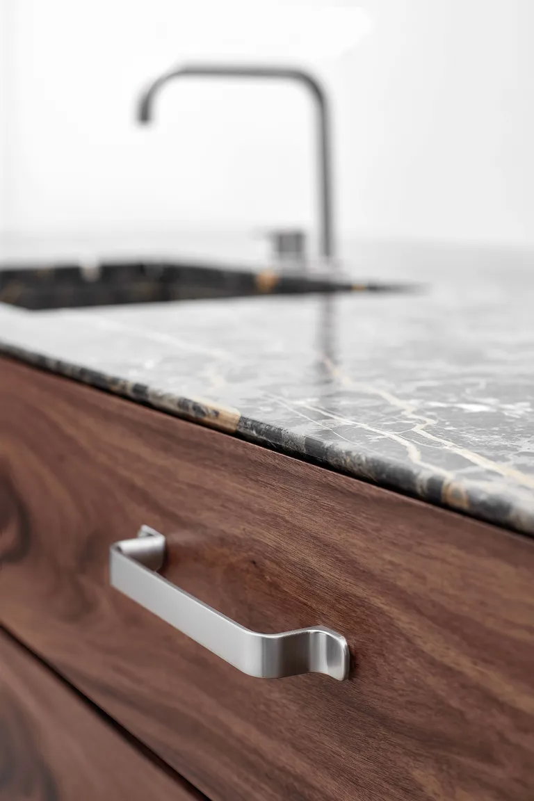 Håndtak 5306 Furnipart Rio 128mm - Flere Farger